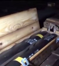 اكتشاف مستودعات أسلحة أمريكية في حلب