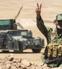 الحشد يسيطر على ثاني معبر بين سوريا والعراق