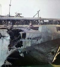 اليمن : 12 قتيل من الأمارات في استهداف بارجتهم