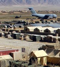 قائد امريكا في افغانستان يعتذر للمسلمين