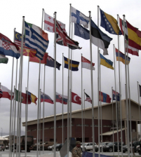 افغانستان على طاولة حوار الناتو مع روسيا