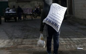 امريكا تنفذ تهديد ترامب وتقطع مساعدات الأونروا