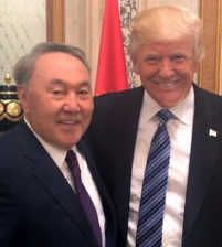 ترامب يحث مع رئيس كازخستان الوضع في أفغانستان.