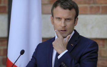 تراجع اداء ماكرون 50% لدى شعب فرنسا