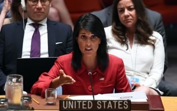 امريكا تتهم روسيا وتهدد سوريا