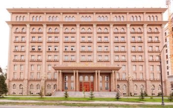 طاجكستان تنفي تسليح طالبان أفغانستان عبر حدودها