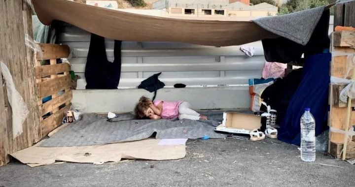 وضعیت نگران کننده پناهجویان در کمپ موریا (عکس از صانع امانپور)